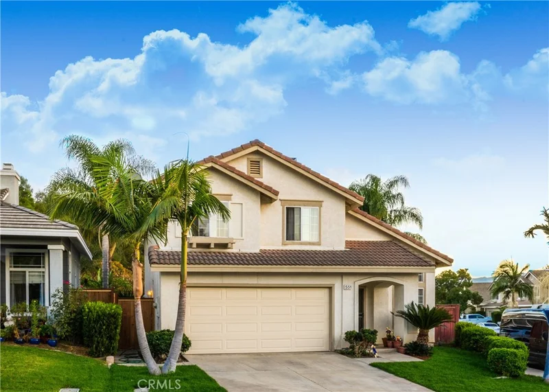 551 Brookhaven, Corona, CA 92879