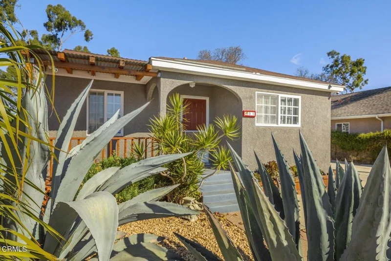 91 Barry, Ventura, CA 93001