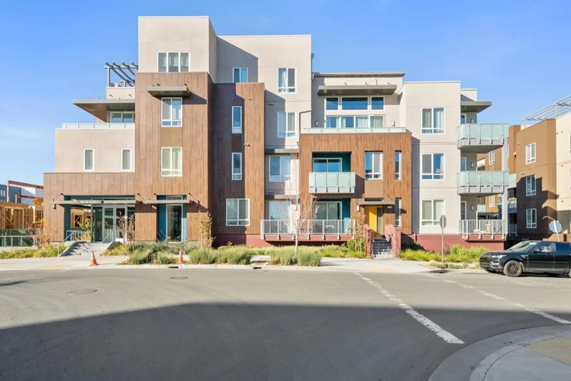 45168 Tom Blalock #201, Fremont, CA 94539