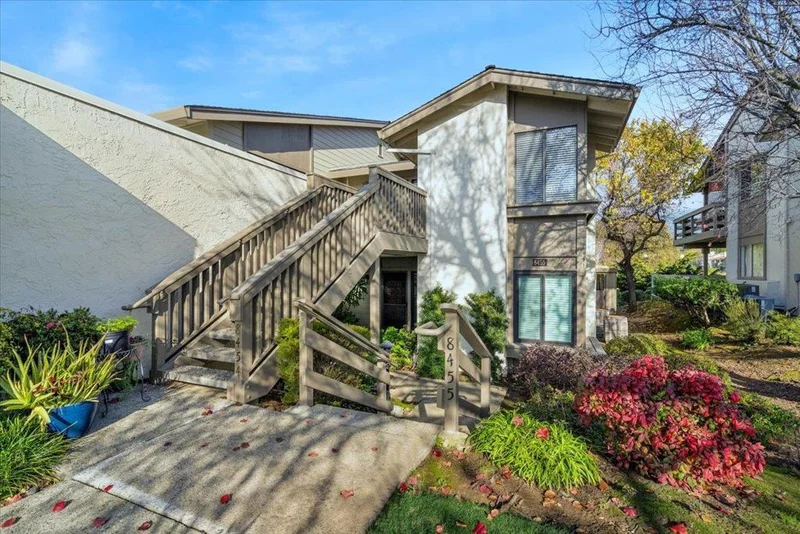 8455 Traminer, San Jose, CA 95135