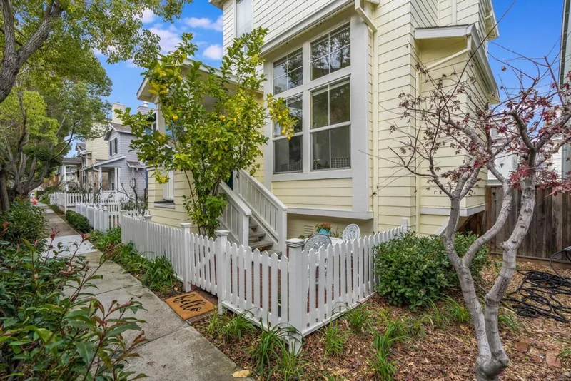 23 Heritage, Campbell, CA 95008