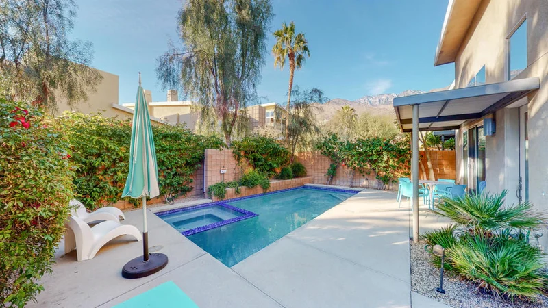 913 Oceo, Palm Springs, CA 92264