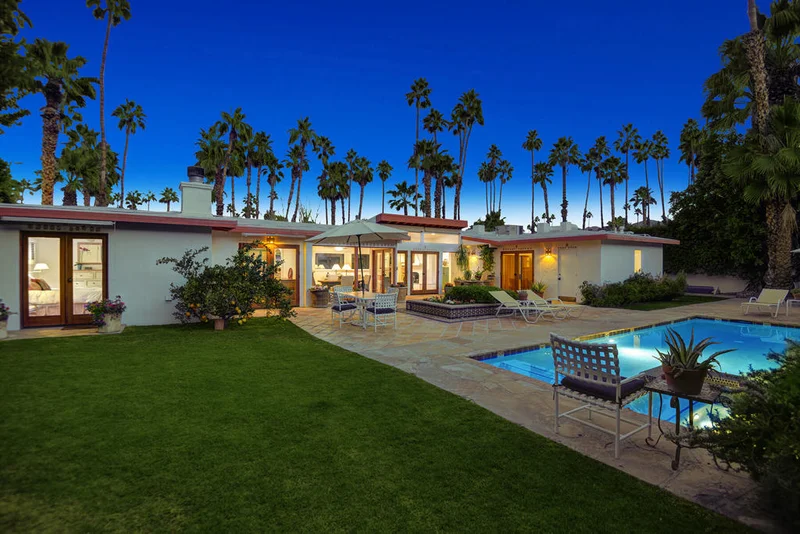 1147 Paseo De Marcia, Palm Springs, CA 92264