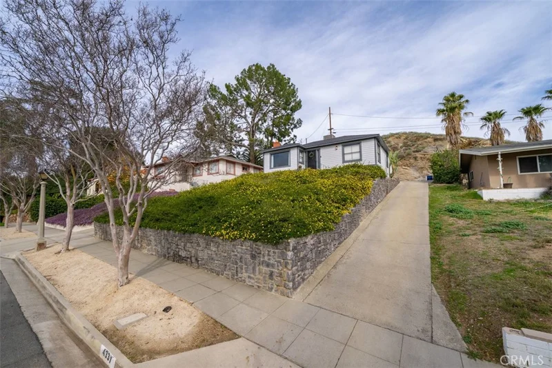 4337 Houghton, Riverside, CA 92501