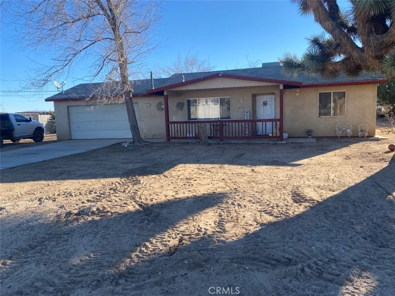 8873 3rd, Hesperia, CA 92345