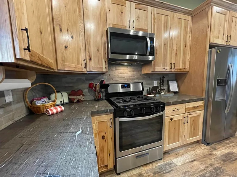 42648 Cedar, Big Bear, CA 92315