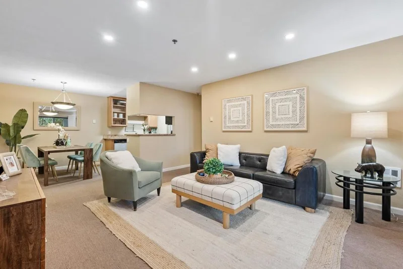 880 Fremont #315, Sunnyvale, CA 94087