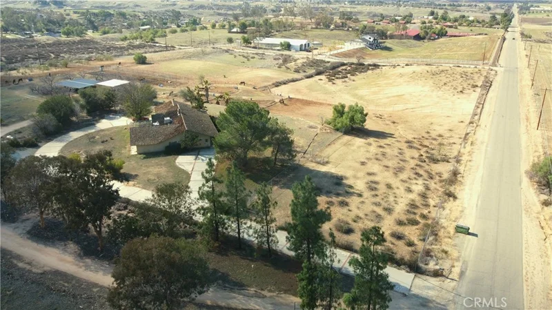 41125 Cactus Valley, Hemet, CA 92544