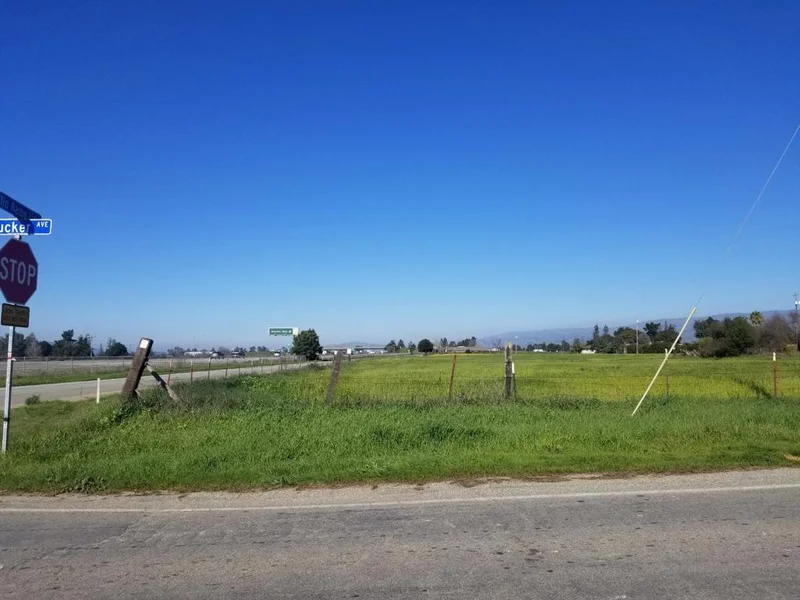 615 Rucker Avenue, Gilroy, CA 95020