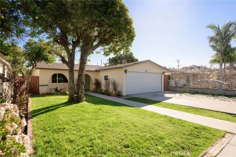 1240 Eubank, Wilmington, CA 90744