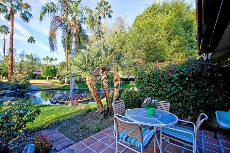 613 Woodcrest, Palm Desert, CA 92260
