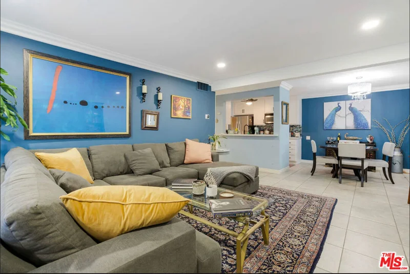 5460 White Oak ##C112, Encino, CA 91316