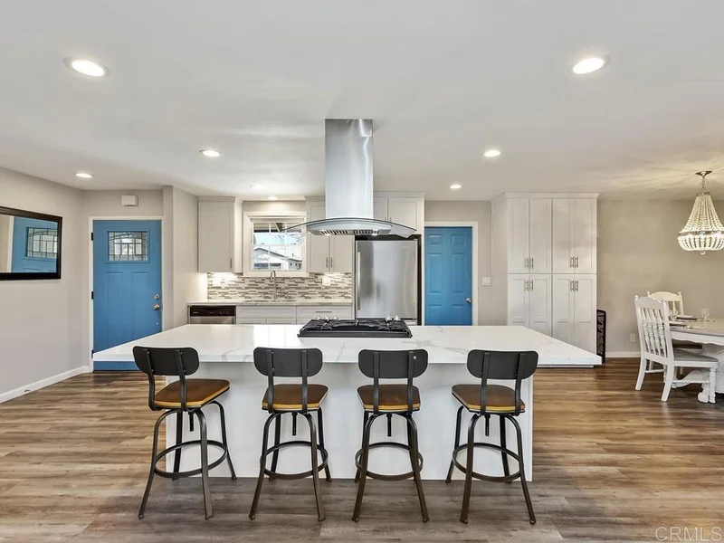 6239 Lake Arrowhead, San Diego, CA 92119