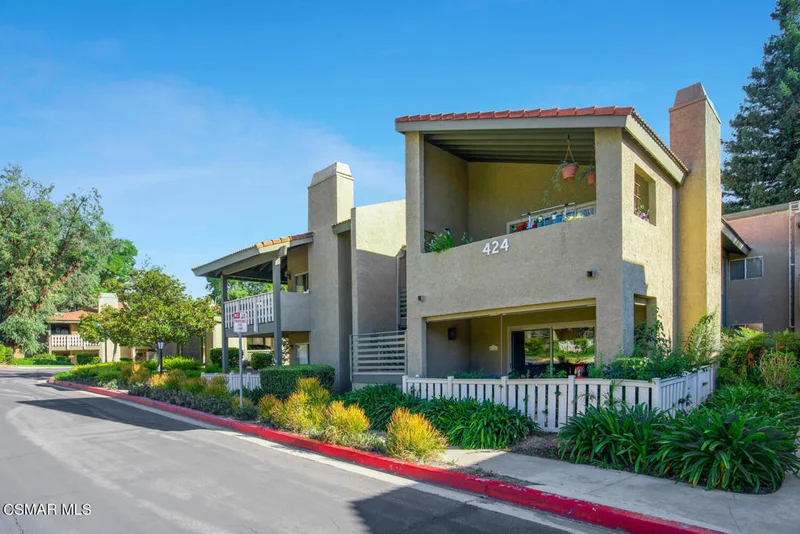 424 Arbor Lane #205, Thousand Oaks, CA 91360