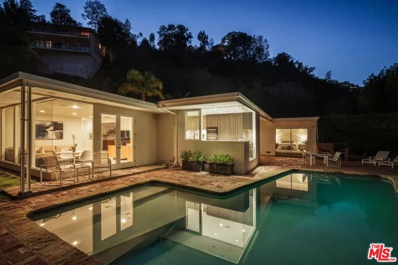 10212 Cielo, Beverly Hills, CA 90210