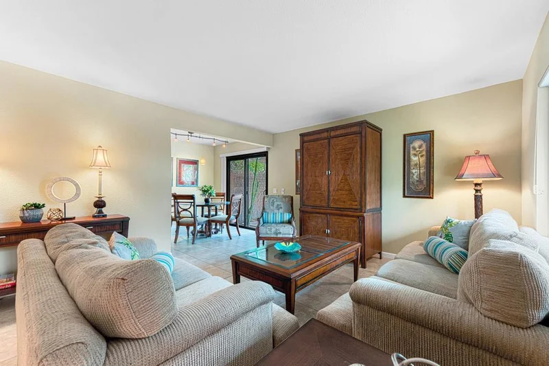 1876 Mira Loma, Palm Springs, CA 92262