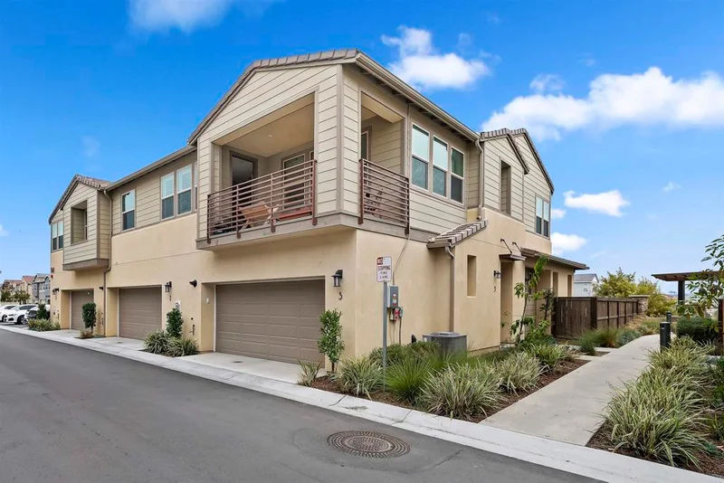 1148 Calle Obsidiana #3, Chula Vista, CA 91913