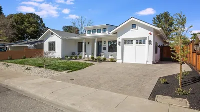 644 Georgia Avenue photo 2