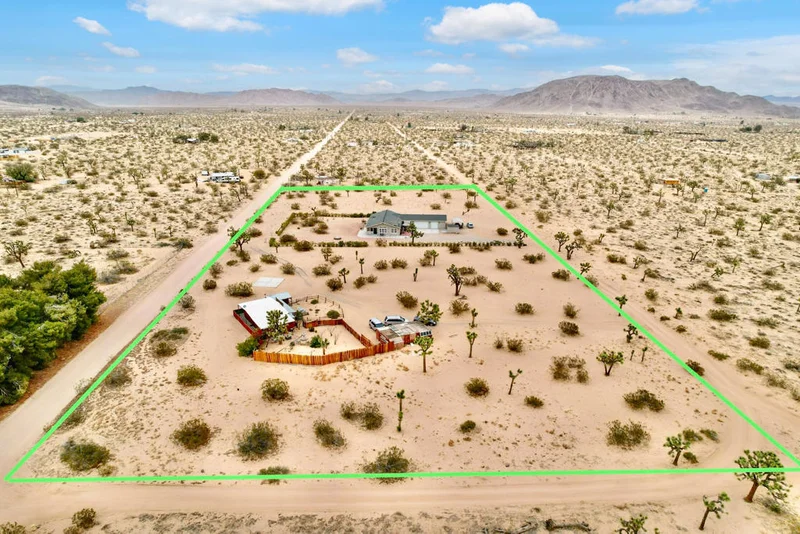 1001 Gibralter, Landers, CA 92285