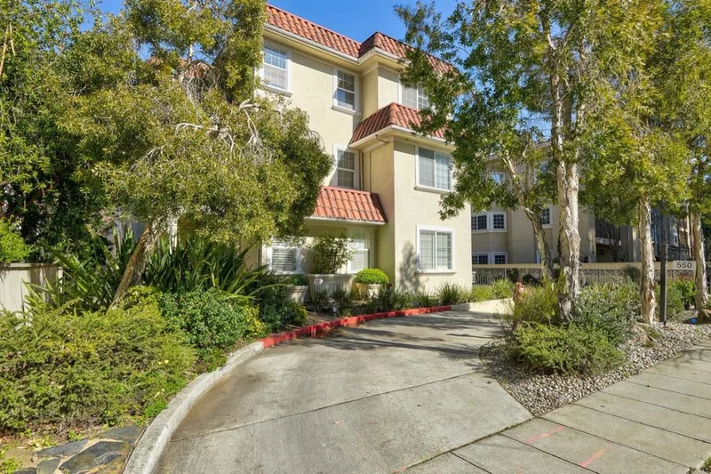 550 El Camino Real #304, Burlingame, CA 94010