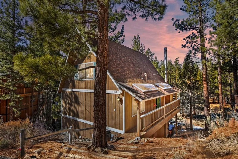 1017 London, Big Bear City, CA 92314