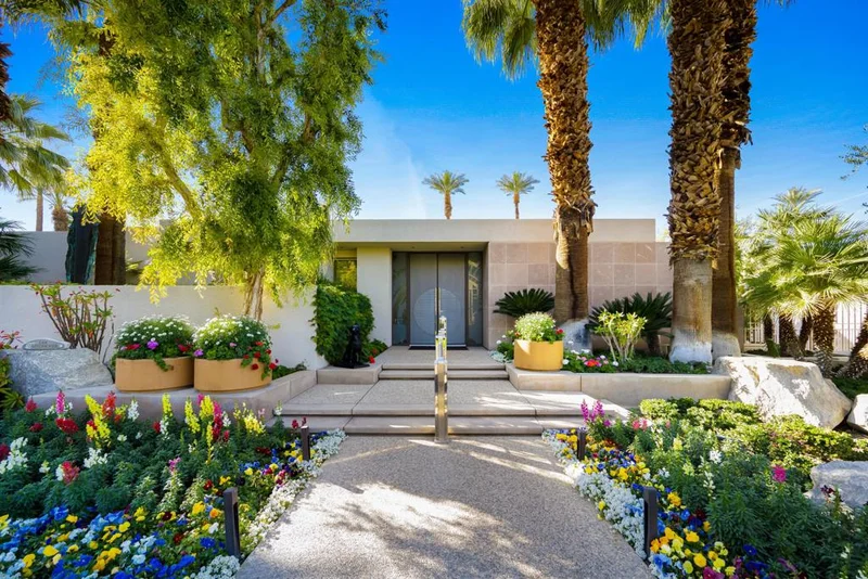 46180 Onyx, Indian Wells, CA 92210