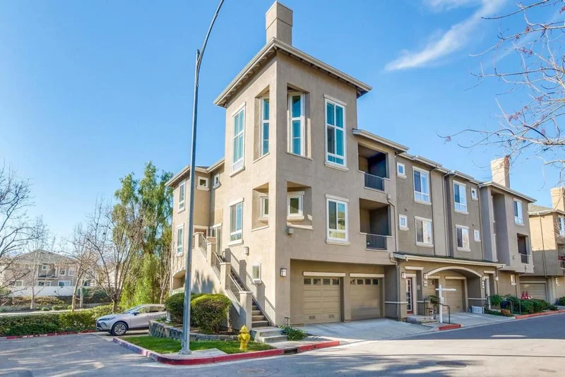 462 White Chapel, San Jose, CA 95136