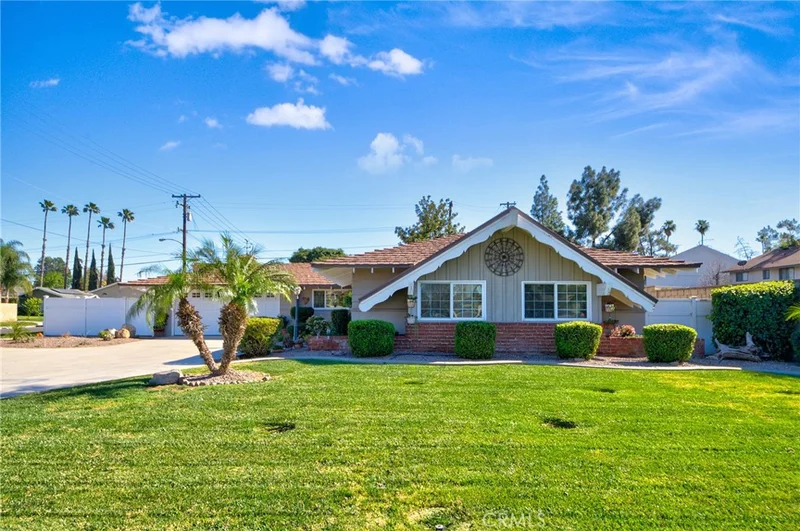 11296 Magnolia, Riverside, CA 92505
