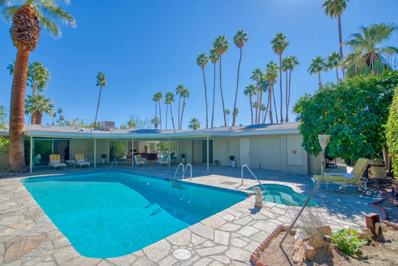 1010 Deepwell, Palm Springs, CA 92264