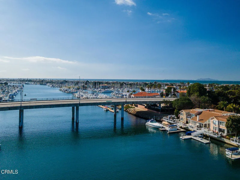 2550 Jamestown, Oxnard, CA 93035