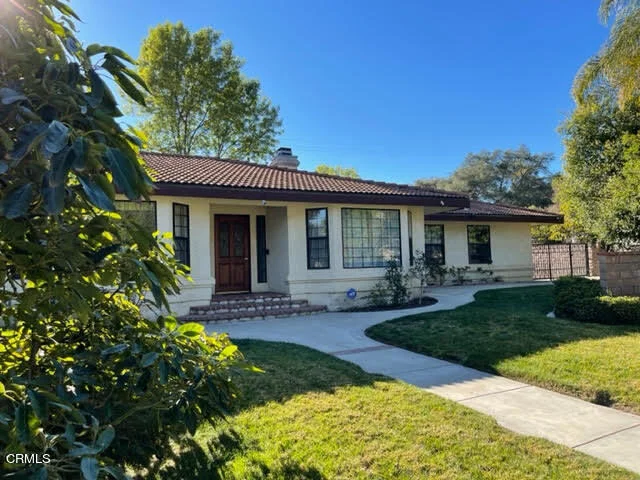 1124 Cliff, Santa Paula, CA 93060