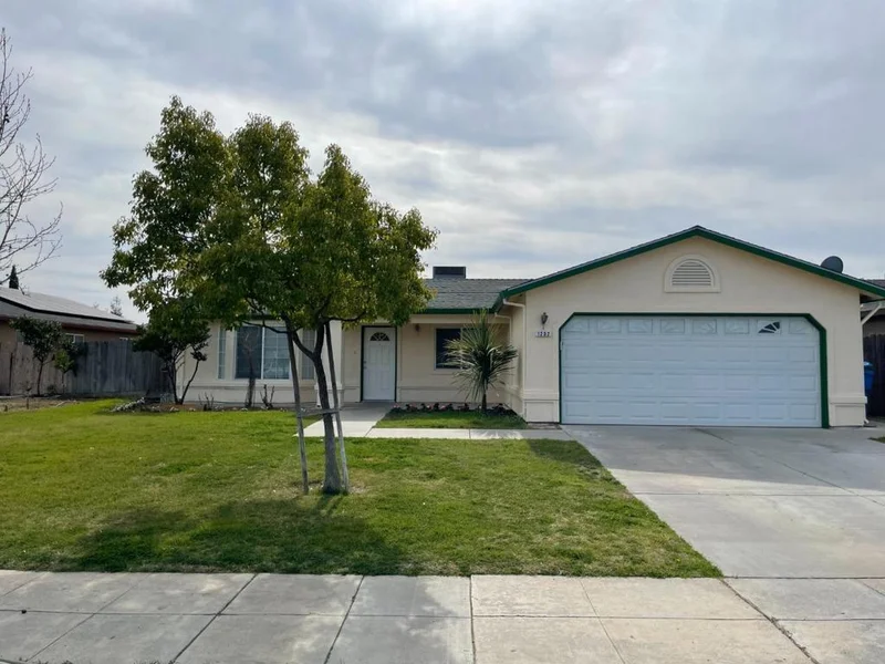 1232 Carmen, Madera, CA 93638
