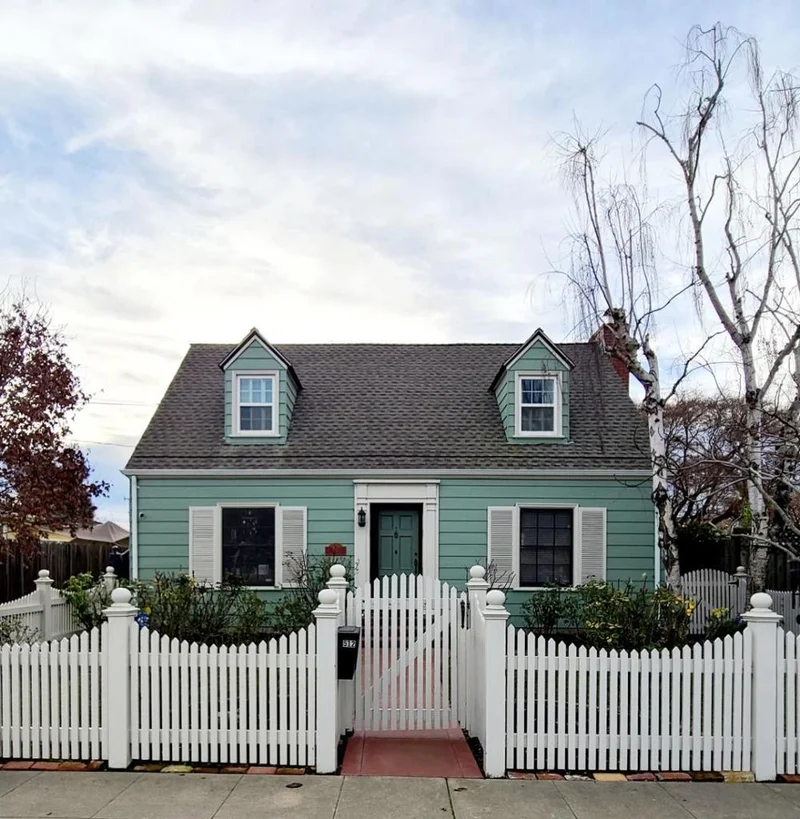512 Oregon, Watsonville, CA 95076