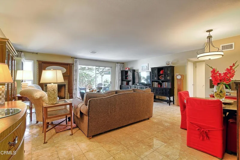 2253 Camilar, Camarillo, CA 93010