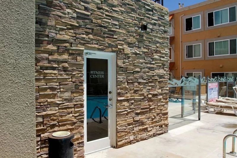 860 Turquoise #326, San Diego, CA 92109