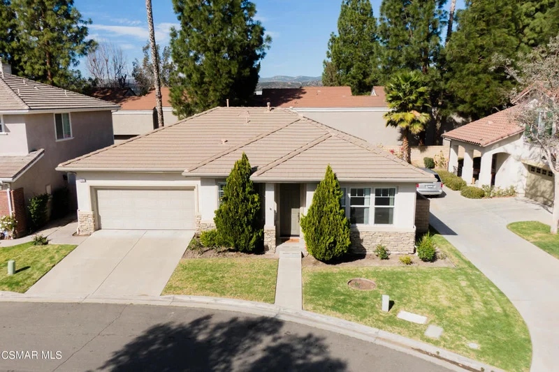 1185 Walnut Grove, Simi Valley, CA 93065