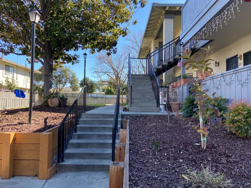 255 Kenbrook, San Jose, CA 95111