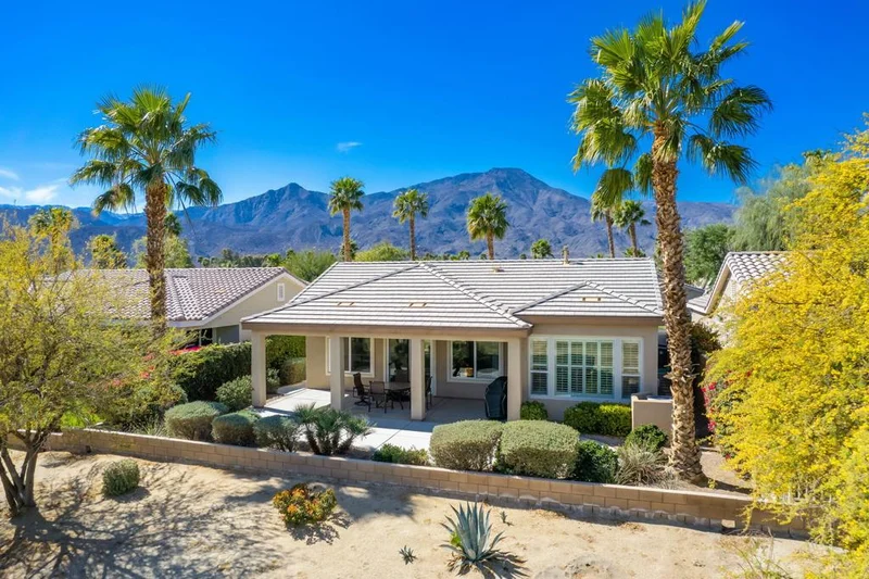 61546 Topaz, La Quinta, CA 92253