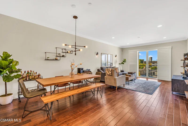 9049 Alcott #403, Los Angeles, CA 90035
