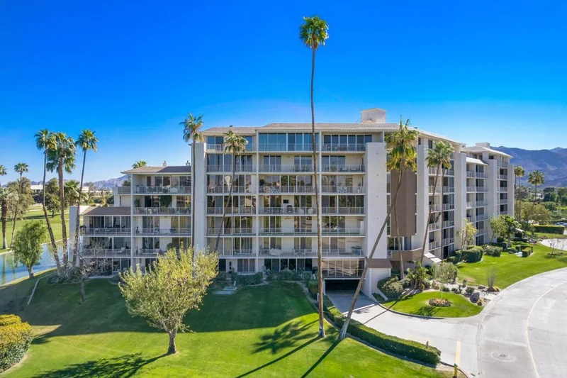900 Island #304, Rancho Mirage, CA 92270