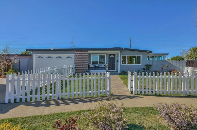 620 Columbia, Salinas, CA 93901