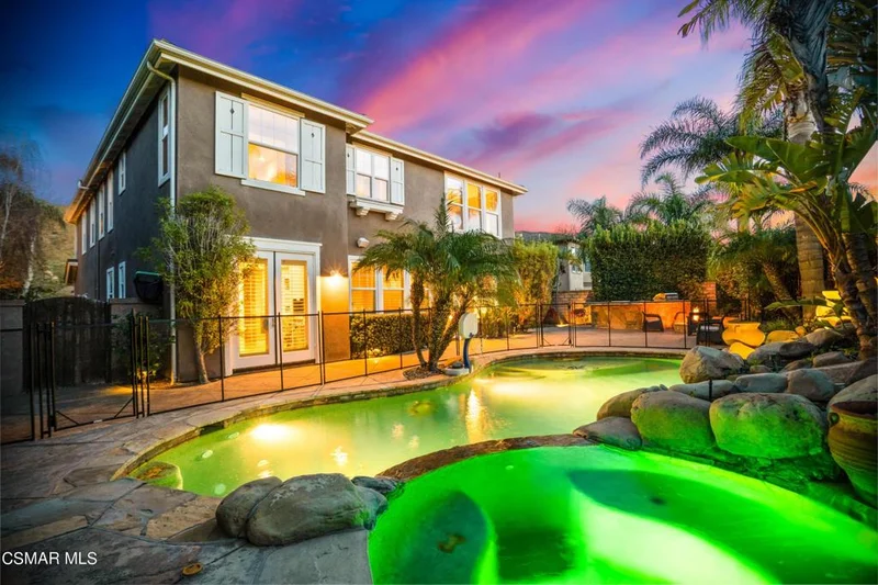89 Via Magnolia, Newbury Park, CA 91320