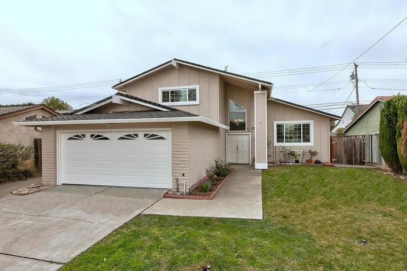 5639 Goldfield, San Jose, CA 95123