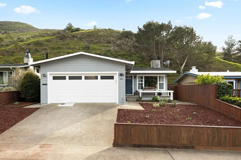 460 Milagra, Pacifica, CA 94044