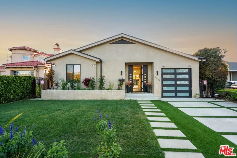 2947 Greenfield, Los Angeles, CA 90064