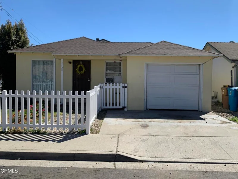 1138 Richmond, Santa Paula, CA 93060