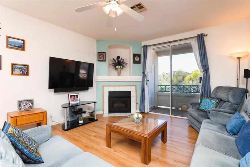 11402 Via Rancho San Diego #2, El Cajon, CA 92019