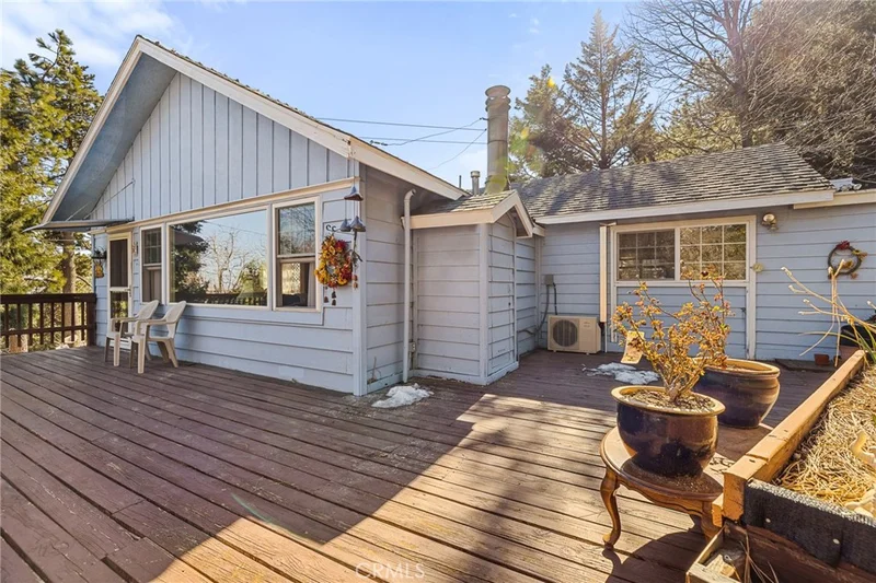 22937 Crest Forest, Crestline, CA 92345