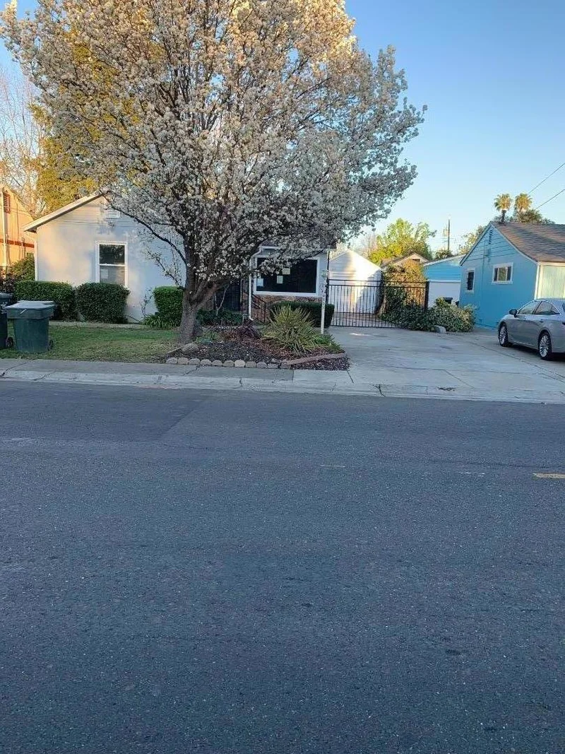 4505 44th, Sacramento, CA 95820