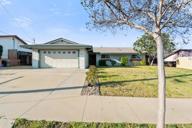 8810 Rumson, Santee, CA 92071